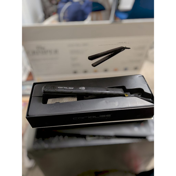 Reg $130 Corioliss The Crimper Professional Titanium Hair Crimping Iron 410°F - Picture 2 of 10